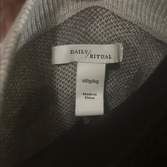 Daily Ritual Gray Knit Sweater - Picture 2 of 3